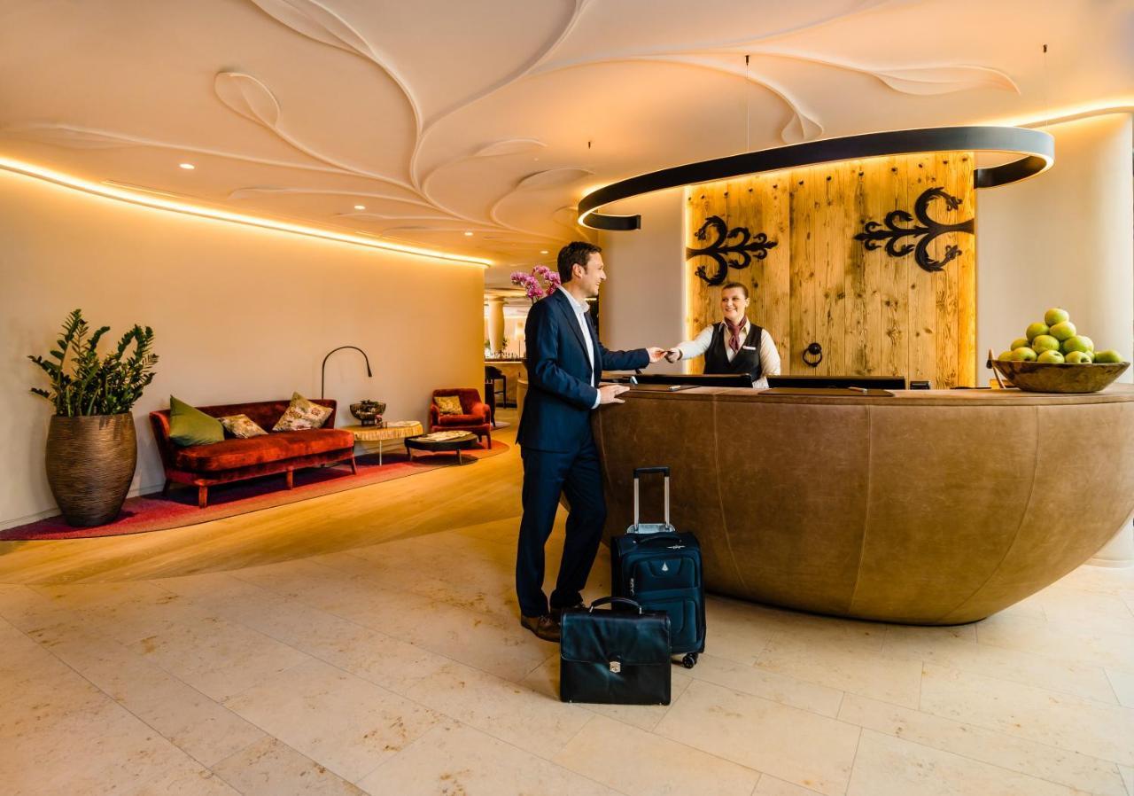 Hotel Neues Tor Бад-Вімпфен Екстер'єр фото